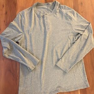 lululemon athletica Sage Green/Gray Long Sleeve Henley Small